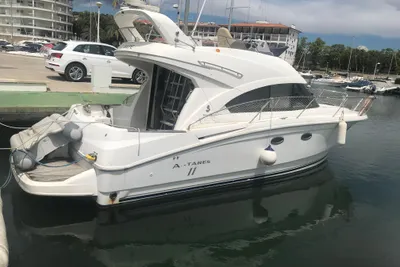 2009 Beneteau Antarès 11