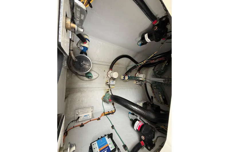  Yacht Photos Pics 2020 SeaVee 290B boat interior wiring and components view.