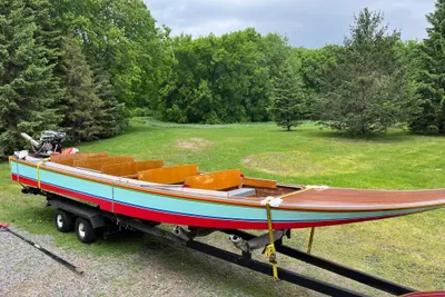 Utility Series Thai Longboat