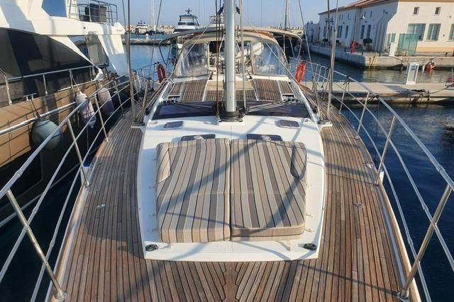 2013 Jeanneau 58 