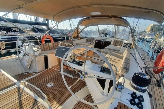 2013 Jeanneau 58 