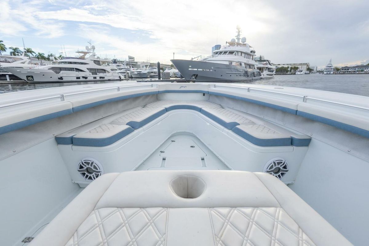 2023 Yellowfin 42 