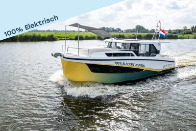 2025 Delphia Yachts 10 Sedan Electric