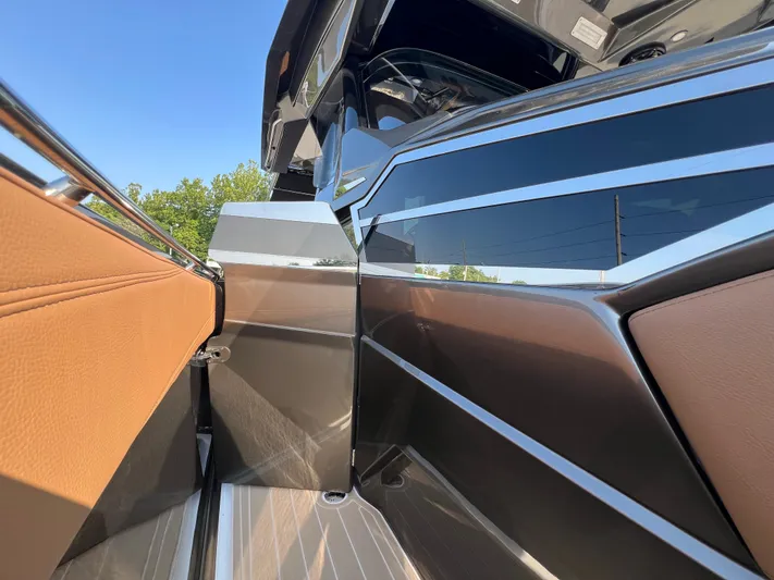  Yacht Photos Pics 2026 Nor-Tech 400 Supersport boat interior with sleek design and luxurious finishes.