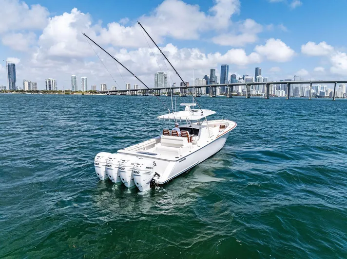 Engine Warranty X Seakeeper Yacht Photos Pics 
