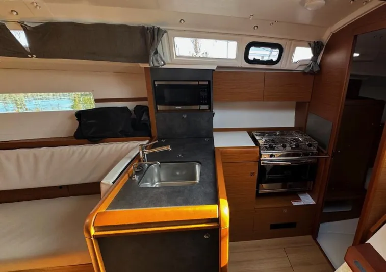 Must Yacht Photos Pics 