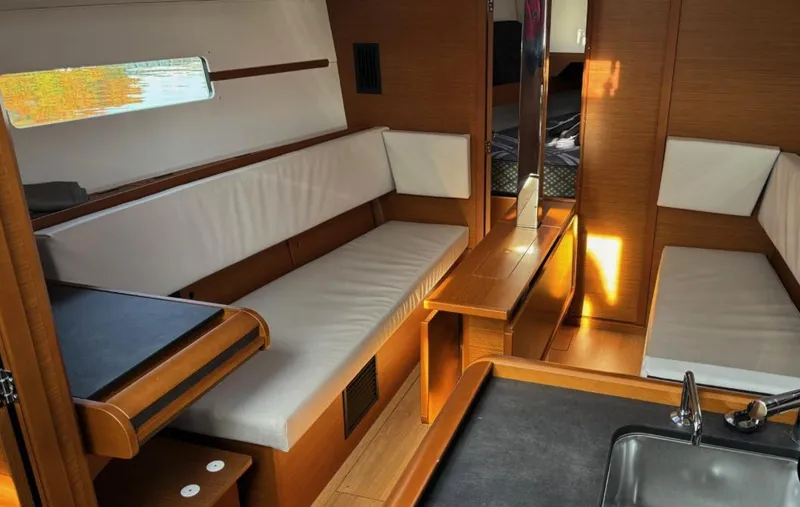 Must Yacht Photos Pics 