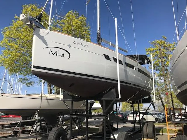 Must Yacht Photos Pics 