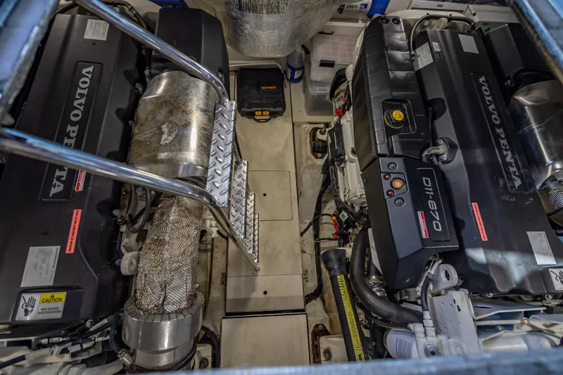  Yacht Photos Pics Engine room of 2021 Galeon 500 Fly yacht with Volvo Penta engines.