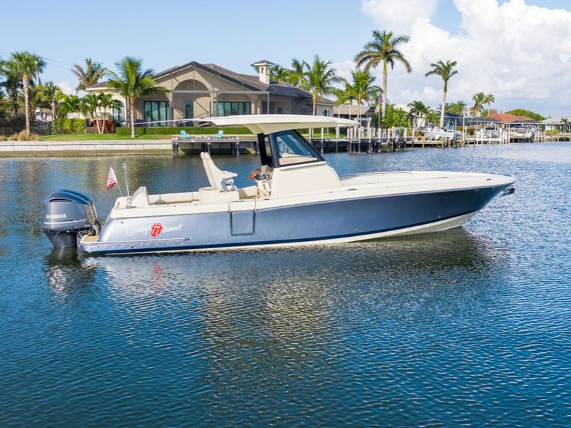 2019 Chris-Craft Catalina 30
