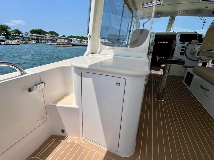 Waterlee Yacht Photos Pics 2019 MJM 35z boat interior with sleek design and waterfront view.