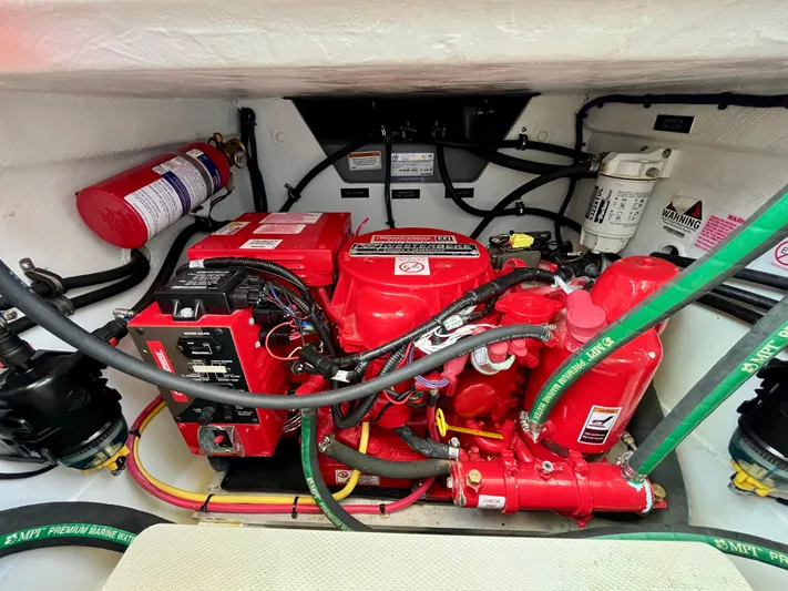 Waterlee Yacht Photos Pics 