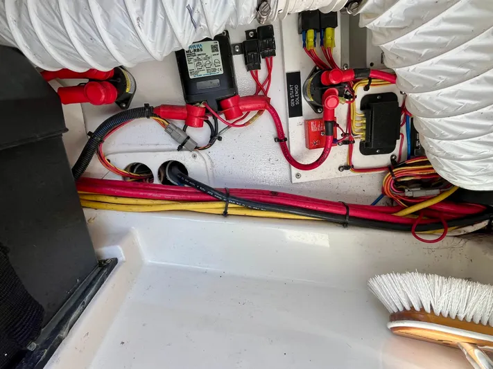 Waterlee Yacht Photos Pics 