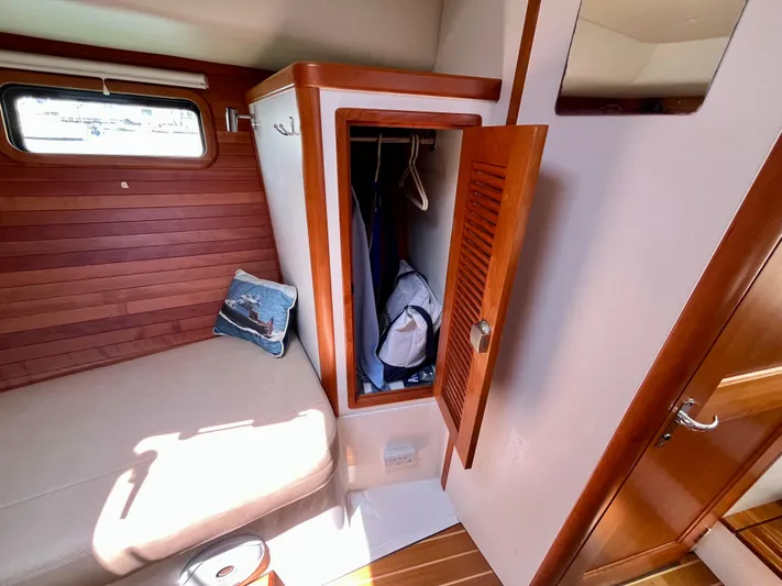 Waterlee Yacht Photos Pics 