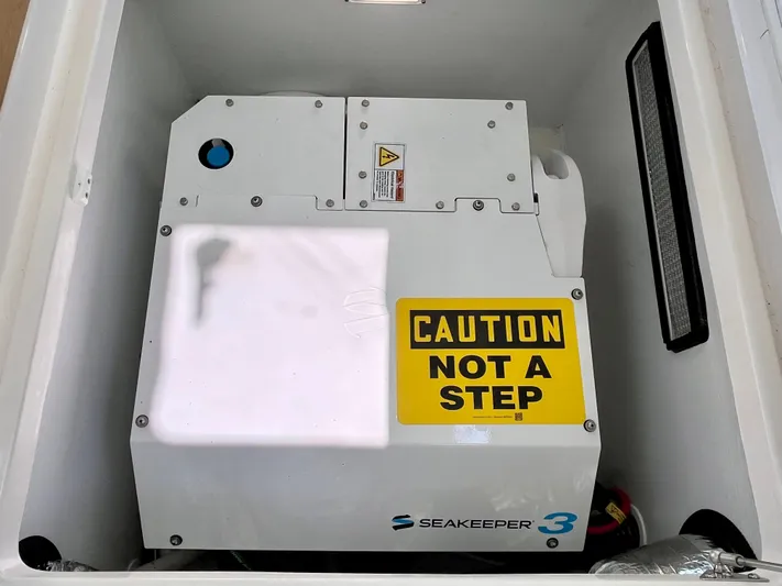 Waterlee Yacht Photos Pics 