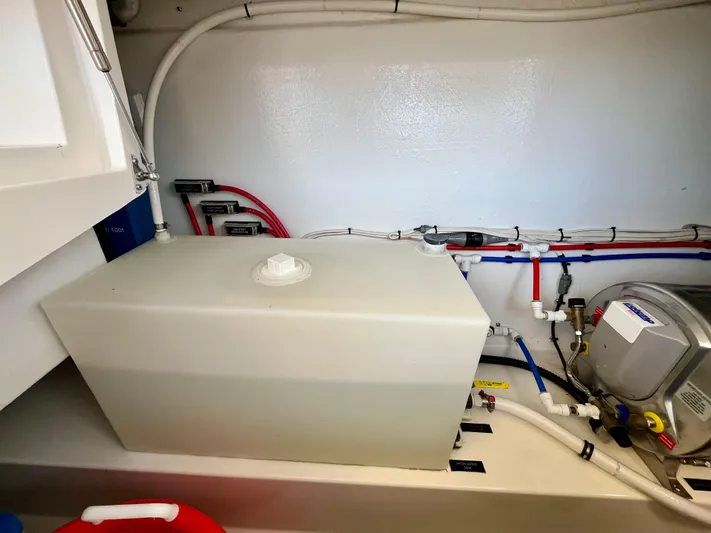 Waterlee Yacht Photos Pics 