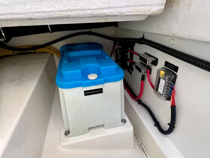 Waterlee Yacht Photos Pics 