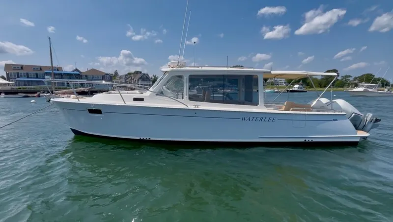 Waterlee Yacht Photos Pics 