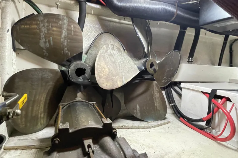 Moore Fun Yacht Photos Pics Propeller and engine room of 1998 Ocean Alexander 486 Classico Pilothouse yacht.