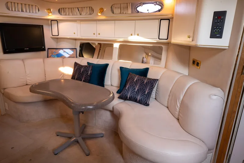  Yacht Photos Pics Sofa