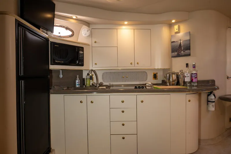  Yacht Photos Pics Galley