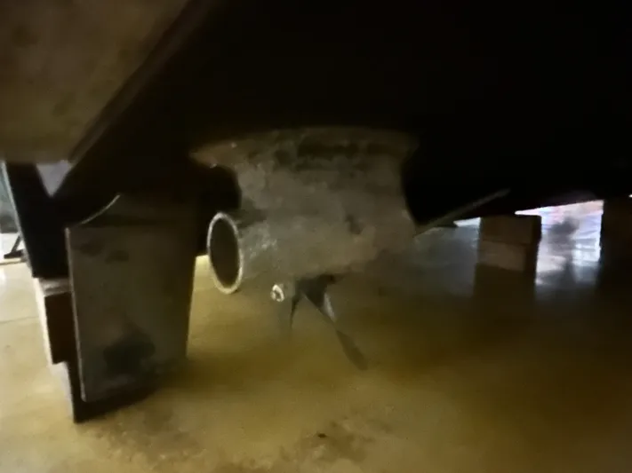  Yacht Photos Pics Underwater Exhaust