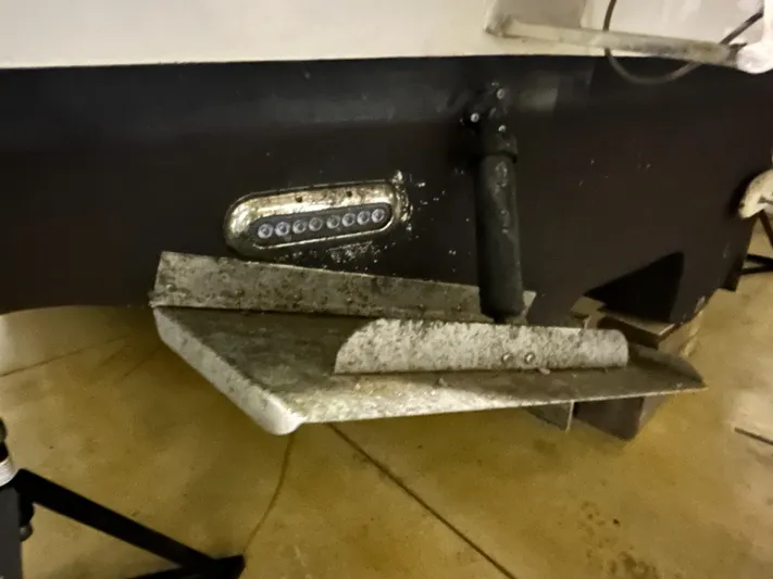  Yacht Photos Pics Port Trim Tab