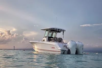 Boston Whaler 250 Outrage