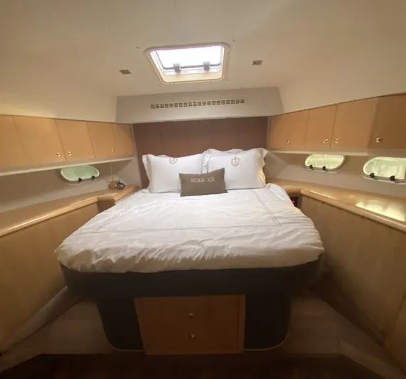 Aqua Alta Yacht Photos Pics 