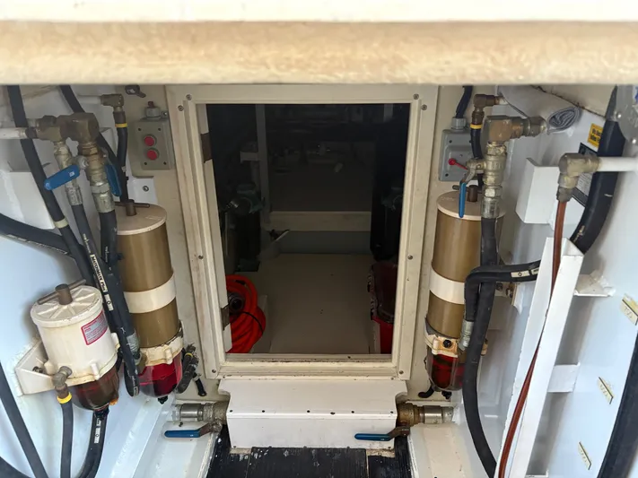 Aqua Alta Yacht Photos Pics 