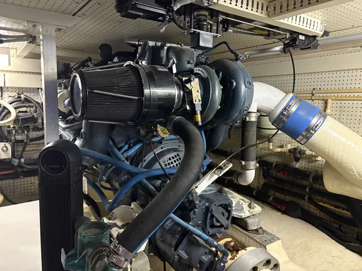 Aqua Alta Yacht Photos Pics 