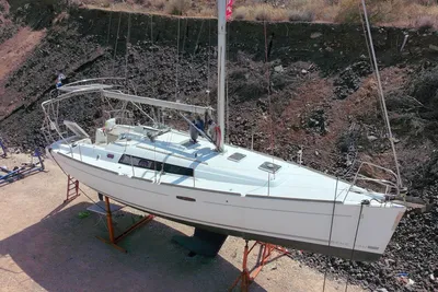 2008 Beneteau Oceanis 37