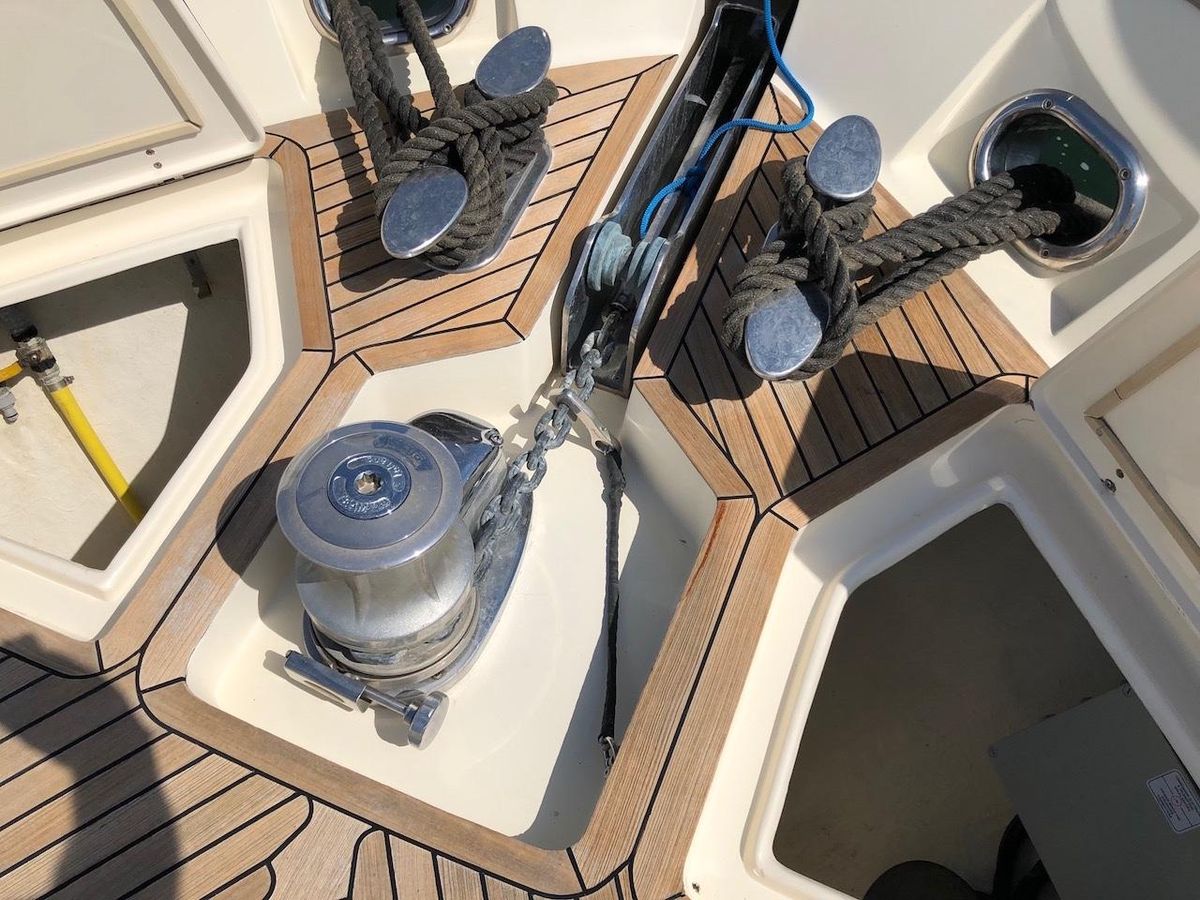 2007 Mochi Craft 64 