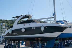 Chaparral Signature 270