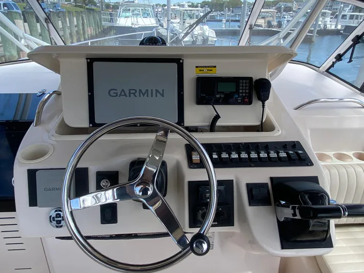 Freedom Yacht Photos Pics 