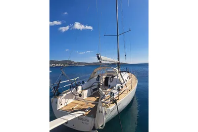 Salona 44