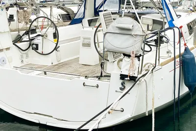 2017 Beneteau Oceanis 38.1