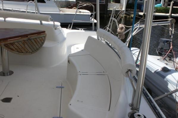2006 Custom 44 
