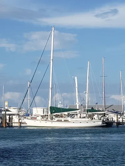 Emerald Lady Yacht Photos Pics 