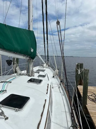 Emerald Lady Yacht Photos Pics 