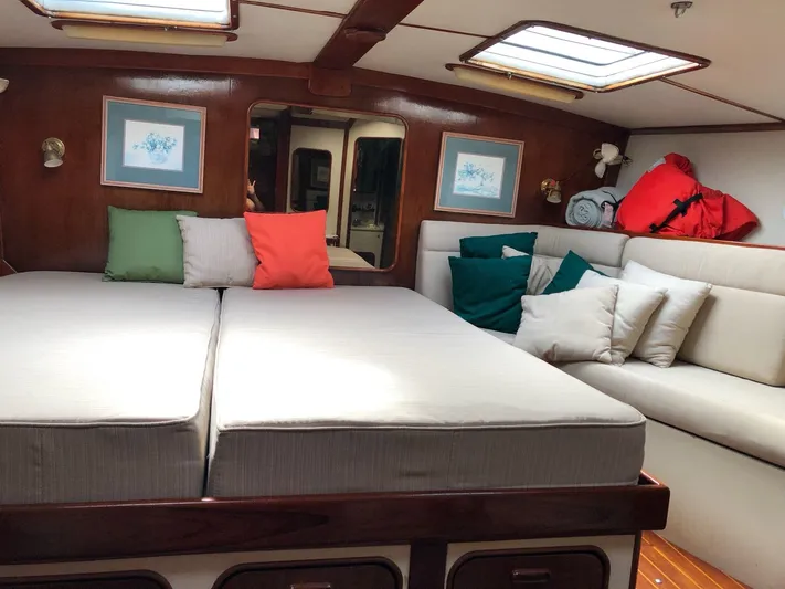 Emerald Lady Yacht Photos Pics 