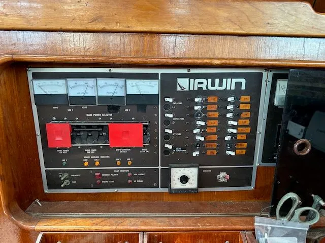 Emerald Lady Yacht Photos Pics 