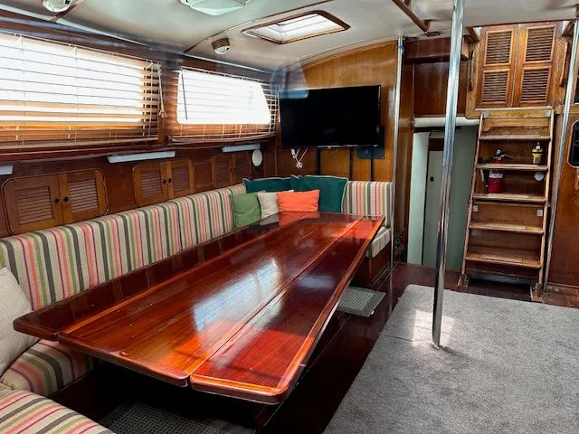 Emerald Lady Yacht Photos Pics 