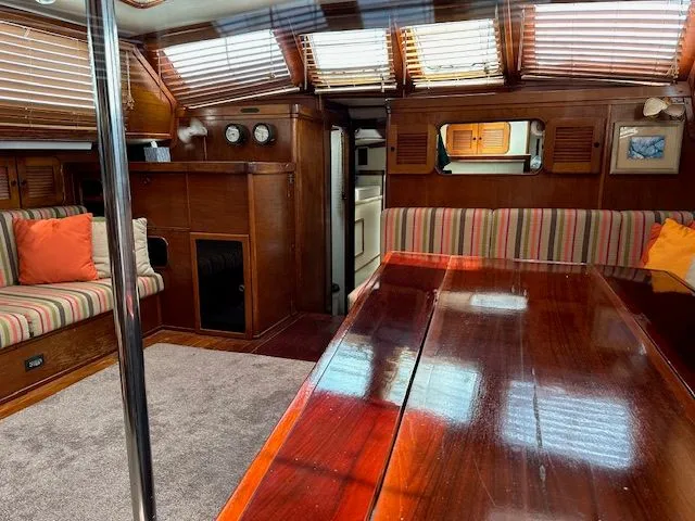 Emerald Lady Yacht Photos Pics 