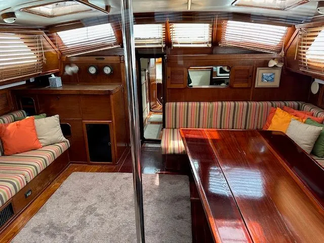 Emerald Lady Yacht Photos Pics 