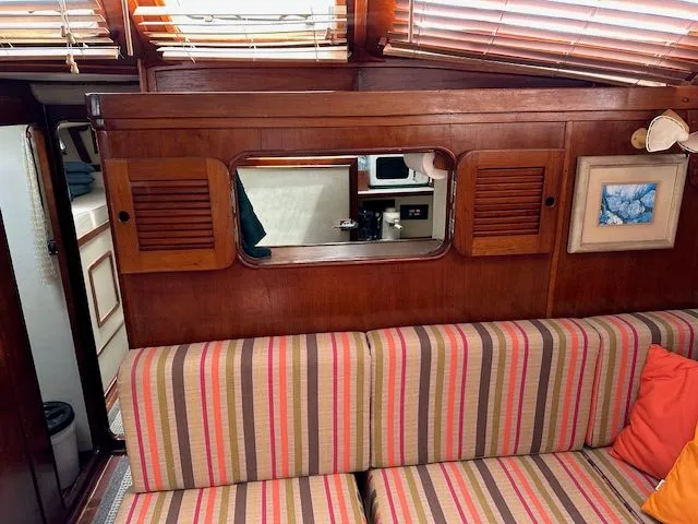 Emerald Lady Yacht Photos Pics 