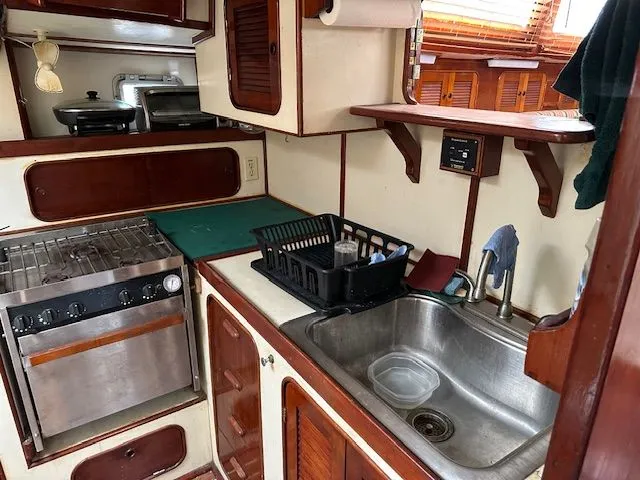 Emerald Lady Yacht Photos Pics 