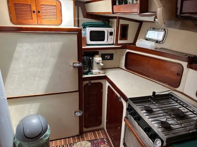 Emerald Lady Yacht Photos Pics 