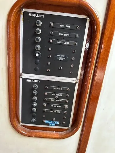 Emerald Lady Yacht Photos Pics 