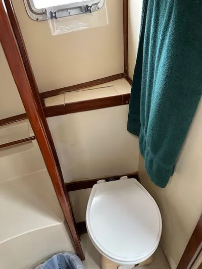 Emerald Lady Yacht Photos Pics 